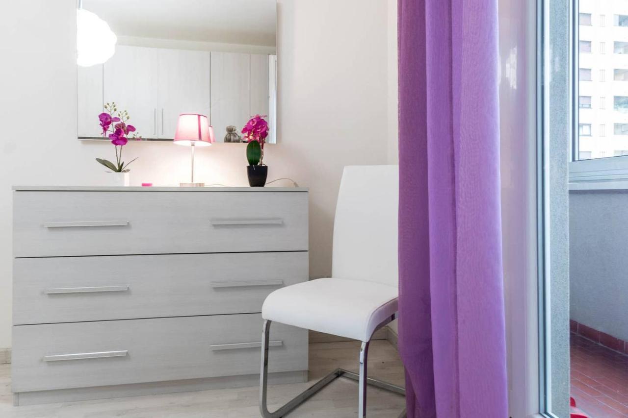 Altido Lovely Apt For 6 Located In Vibrant Gallaratese Milano Ngoại thất bức ảnh
